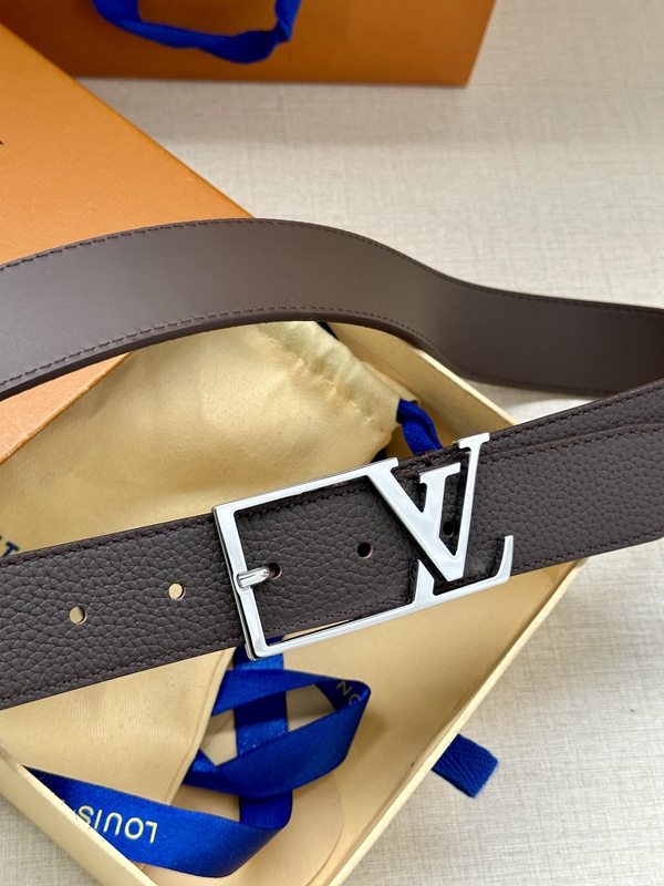 激安ルイヴィトンベルト背面デザイン